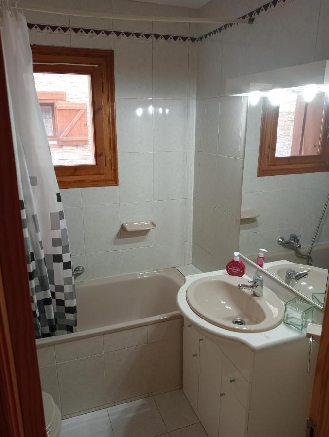 Apartamento Con Terraza Y Vistas Panoramicas En Tauell Екстериор снимка