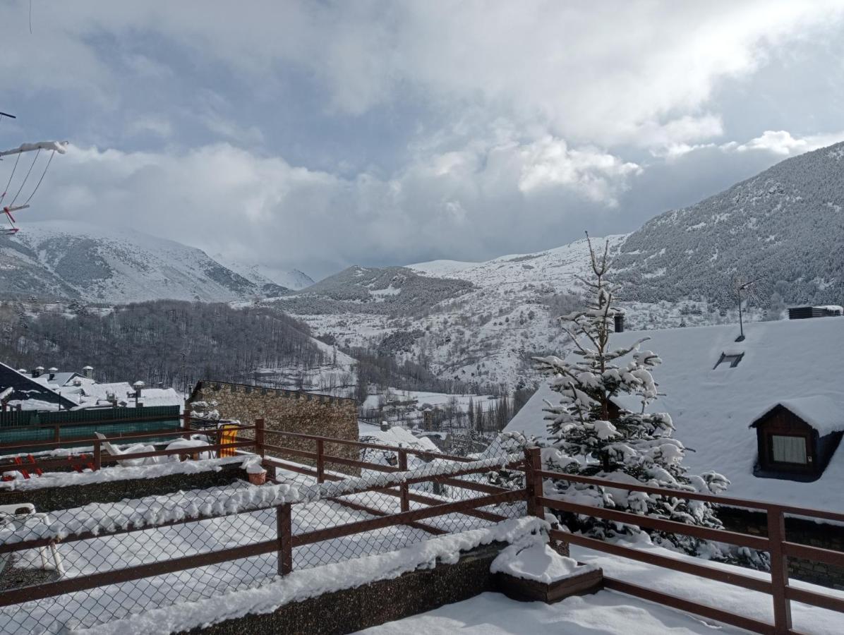 Apartamento Con Terraza Y Vistas Panoramicas En Tauell Екстериор снимка