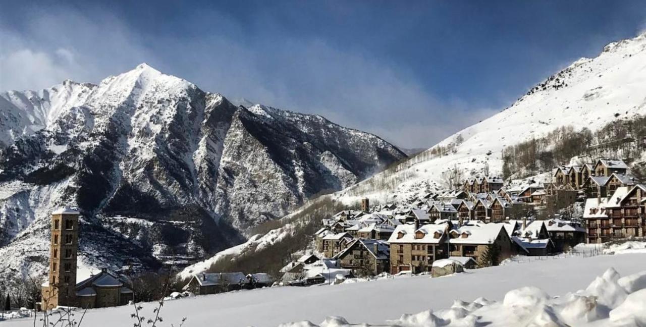 Apartamento Con Terraza Y Vistas Panoramicas En Tauell Екстериор снимка