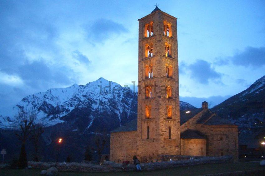 Apartamento Con Terraza Y Vistas Panoramicas En Tauell Екстериор снимка